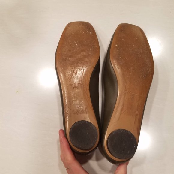 Everlane 90's Square Toe Flat - Picture 3 of 5
